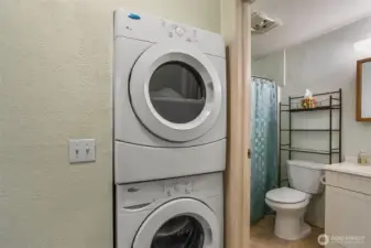 Full-Size In-Unit Washer and Dryer