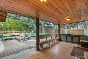 Covered porch with outdoor kitchen