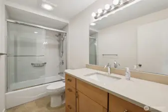 Shared bathroom unit #A