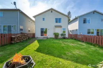 Spacious backyard