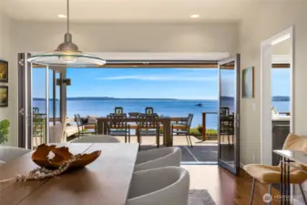 A dramatic year- round waterfront setting.