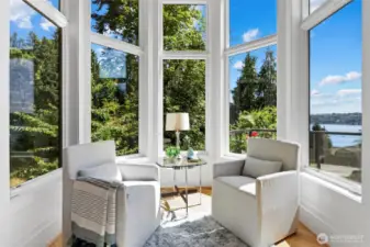 Charming seating alcove with bay window