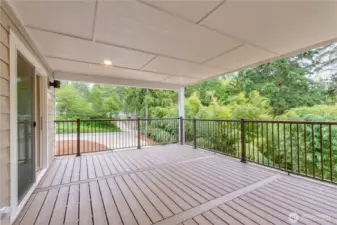 Have morning coffee on your deck while watching the bamboo sway in the breeze