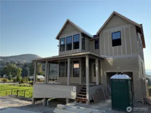 No neighbors on one side… & walking distances to the WINERY!