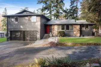 Welcome to this exceptional turn-key horse property on almost 5 acres. Gated entry and paved drive welcome you to this thoughtfully laid out equestrian experience.