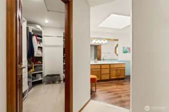 Walk-in closet