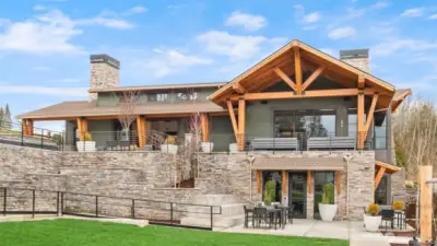 This community center is a true hub and feels like a peaceful sanctuary in the heart of Duvall.