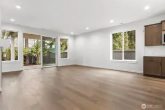 Photos of a similar home; same floor plan, colors, finishes, & upgrades may vary.