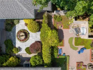 Isn't this landscaping a breathtaking work of art!  It's been thoughtfully designed for beauty, enjoyment, entertaining, privacy, and serenity.   Don't miss your chance to experience the very best of equestrian living - schedule a showing today!