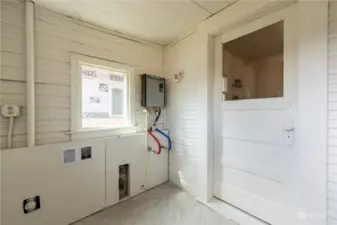 Mud room with tankless water