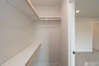 2nd walk in closet