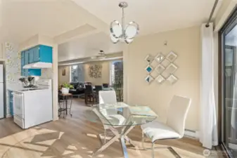 Cute eat-in kitchen area, owner-occupied Unit 2