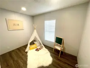 Second bedroom