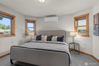Main floor primary bedroom.