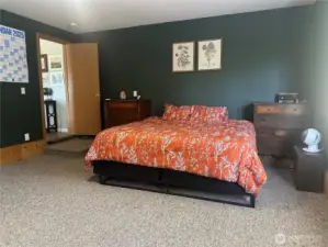 Bonus room