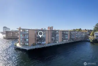 One of the last buildings built above Lake Washington