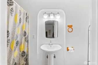 Primary Bedroom Bathroom