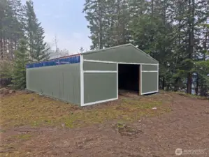 Versatile Pole Barn comes set up with stalls.