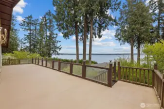 Outdoor deck perfect for hanging out!