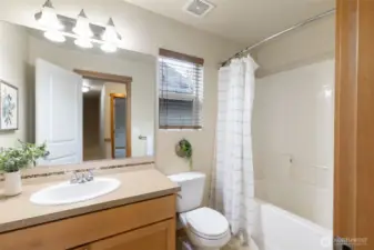 Full bath 2nd floor