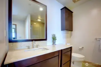 Bathroom vanity