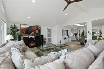 Such a great floor plan!