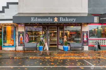 Charming storefronts and long-standing local favorites add to Edmonds’ character.