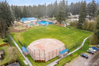 Neighborhood park within walking distance