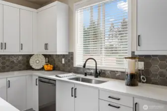 lPhotos are of a similar built floor plan by Rush. They demonstrate the quality of construction that Rus builds to and may show an upgrade that may not be available.