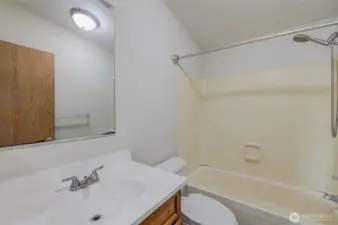 2nd bathroom