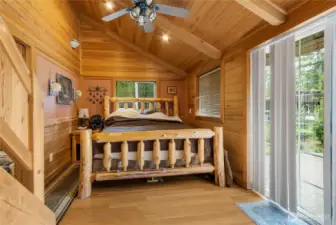 Master w access to courtyard