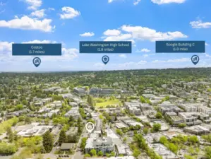 East View: Perfectly positioned in downtown Kirkland, this home offers incredible access to major tech campuses, daily conveniences, and top-rated schools. Everything you need is within reach—all while enjoying the vibrant, walkable charm of the city center.