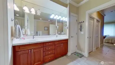 Main-level full bath
