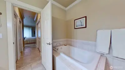 Main-level full bath