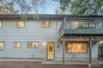 Back of home with separate LL entrance