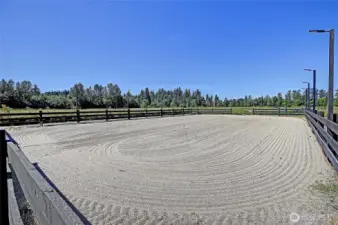 100X60 outdoor arena