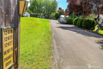 Private lane with only three homes and no HOA