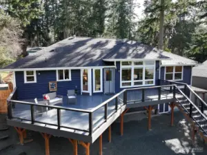 So nice!  What a great space to entertain or relax.  The roof was just cleaned as well...