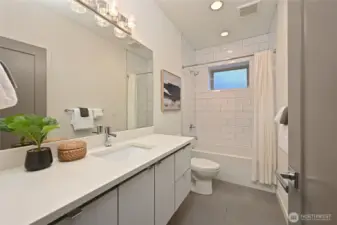 Full bath on the lower.