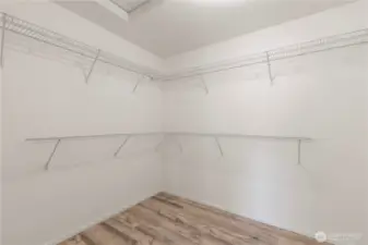 Primary Walk in Closet