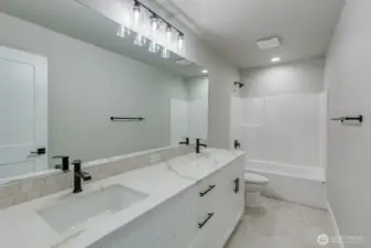 Large upper hallway bathroom