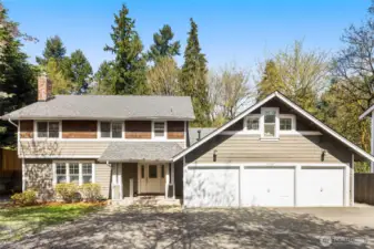 This immaculate turn-key home in the Honey Creek community of the Renton Highlands impresses with a 3 car garage, beautiful cherry trees, and a private backyard.