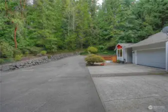 Long driveway leads to the condo with plenty of parking.