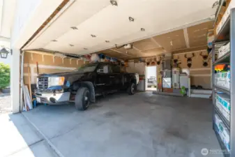 Attached 2 car garage