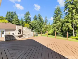 nearly 600 sq ft of deck