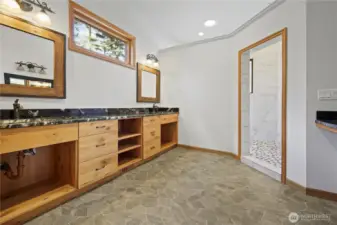 Primary bath