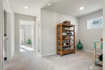 Flex/Office/Media Space