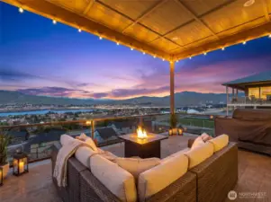 Covered deck-virtually staged