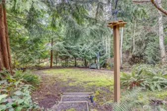 This totem pole does not remain.