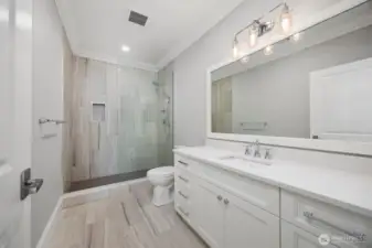 3/4 guest bath